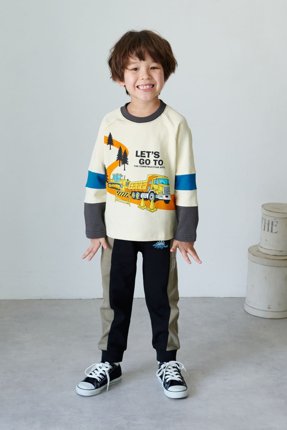 crescentのコーディネート画像