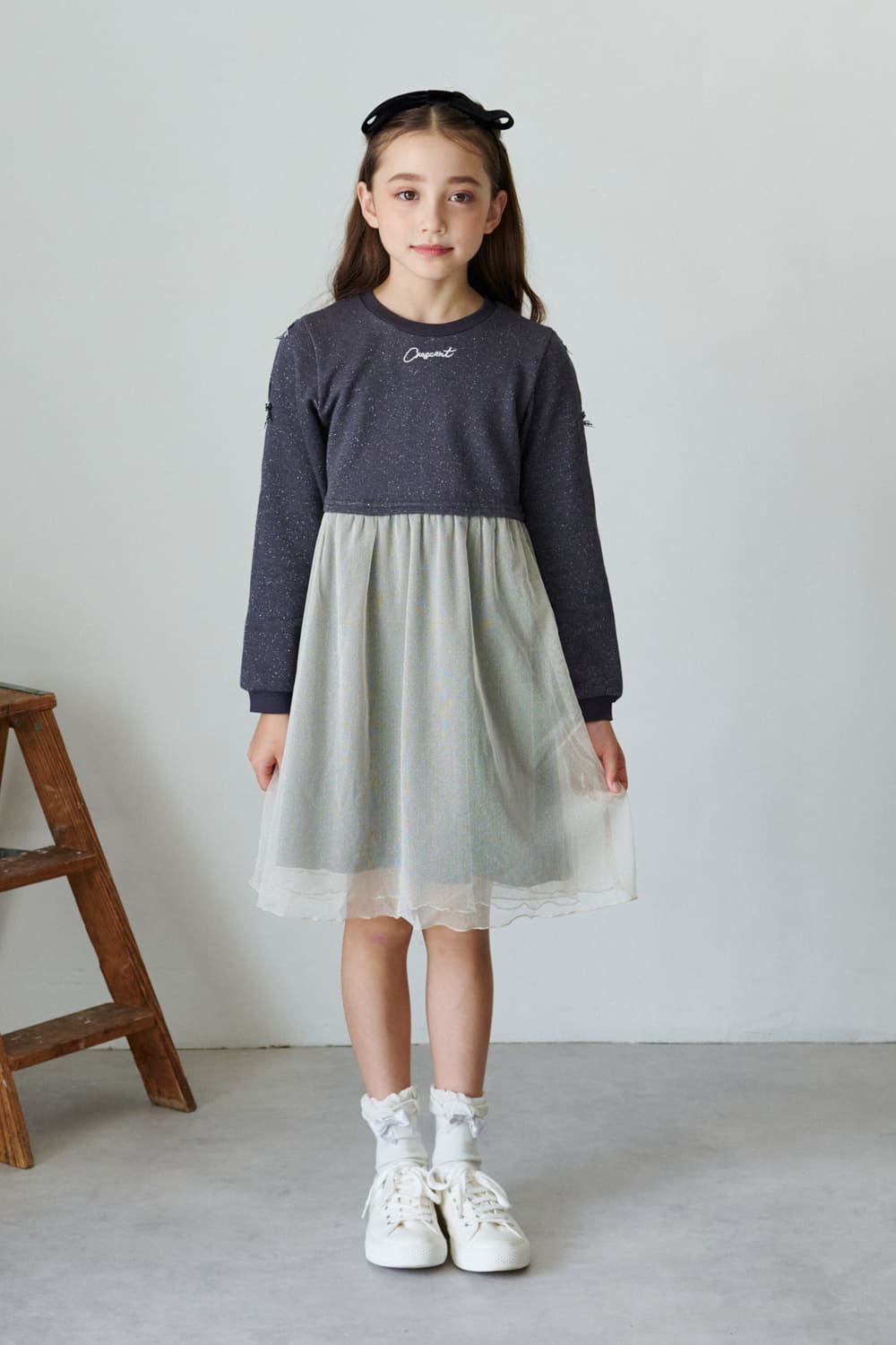 crescentのコーディネート画像