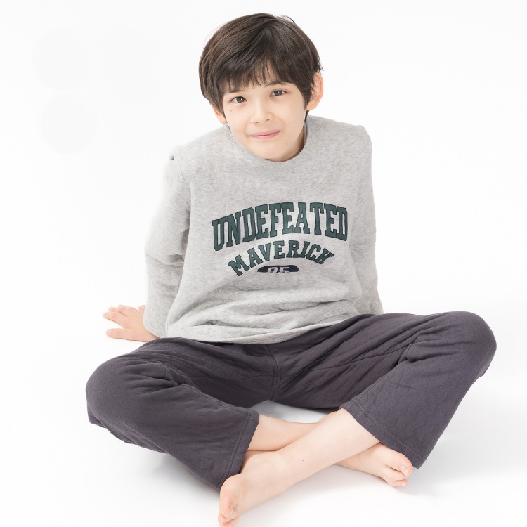 【WEB限定】【90～160cm】カレッジ風プリントキルト長袖パジャマ(グレー-150cm)