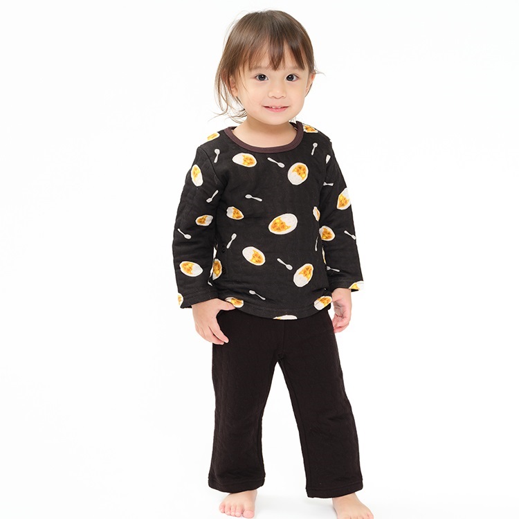 【WEB限定】【90～160cm】食べ物総柄キルト長袖パジャマ(ブラック-90cm)