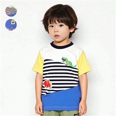 恐竜デザイン半袖Tシャツ