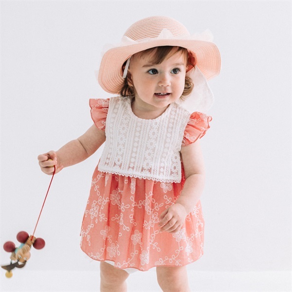 レースベスト風花柄ロンパース(レッド-80cm)