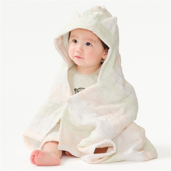 耳付き総柄ふんわりガーゼバスポンチョ・マント(アルファベット柄-F)