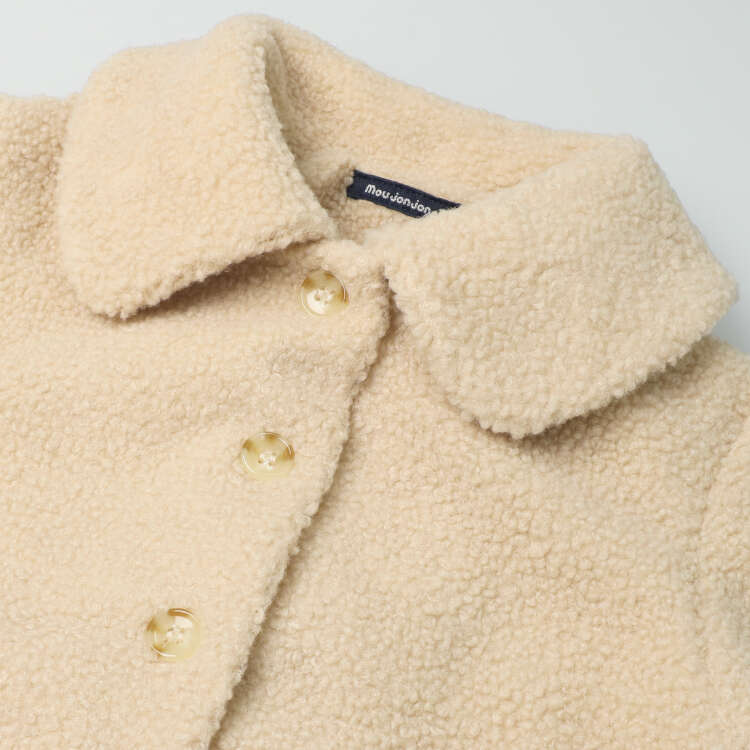 Coat/jacket with sheep boa collar