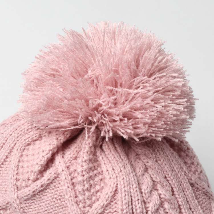 Cable knitted hat with ears