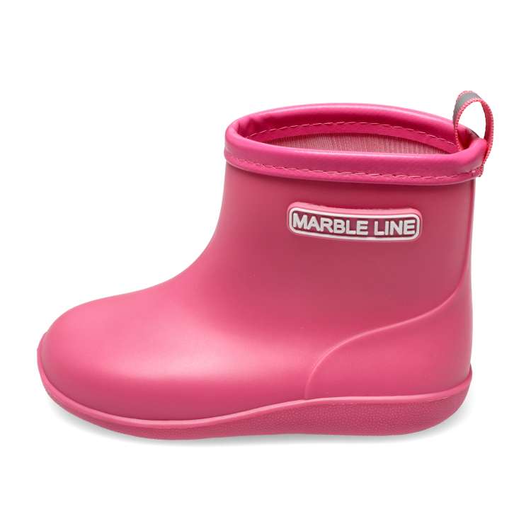 Plain rain shoes/boots