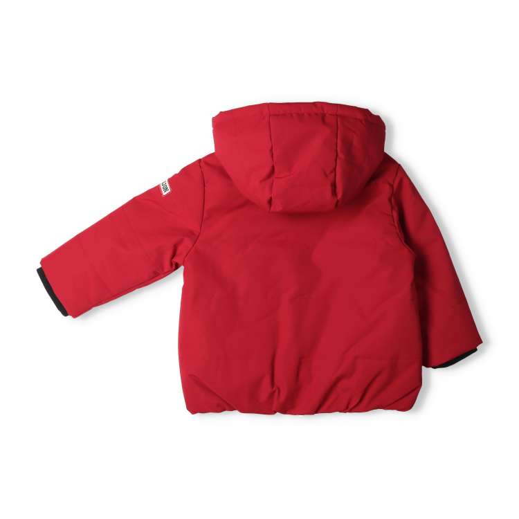 Windproof and water repellent hooded jacket