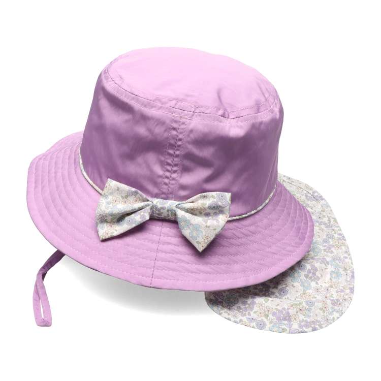 Water-repellent hat with floral ribbon sunshade