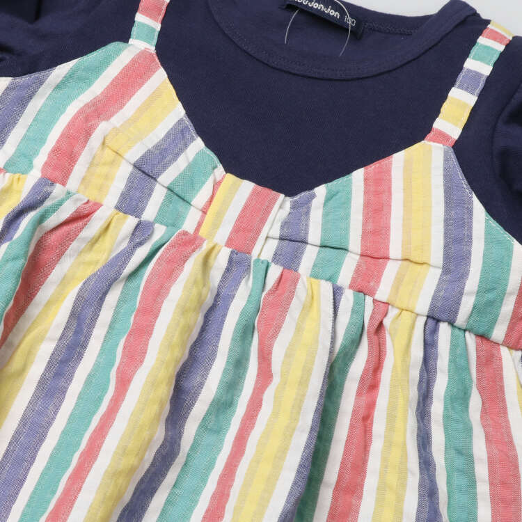 Striped soccer layered short sleeve T-shirt