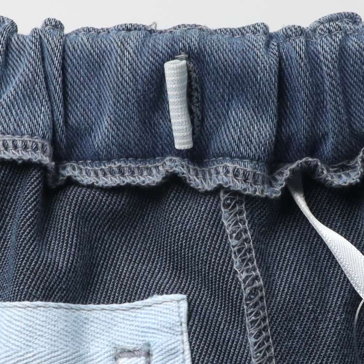 Denim knit skinny 6/8 length shorts