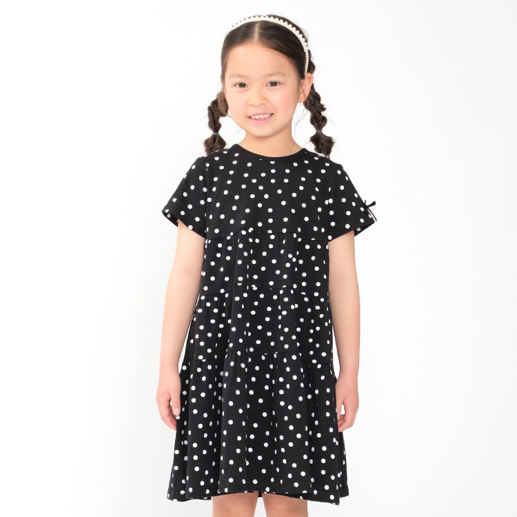 Polka dot pattern tiered short sleeve dress (black, 110cm)