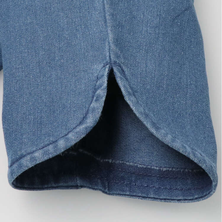 Stretch denim slit half length shorts